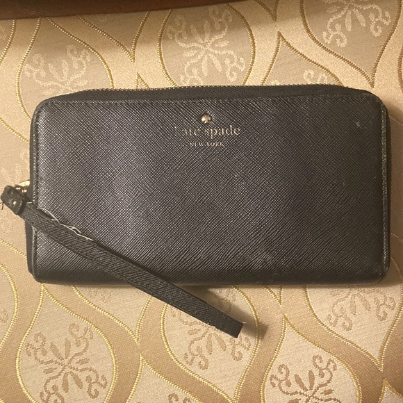 KATE SPADE CLUTCH/wallet - Picture 1 of 3